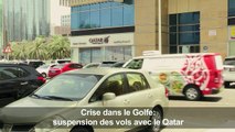 Qatar: foule devant un bureau de Qatar Airways