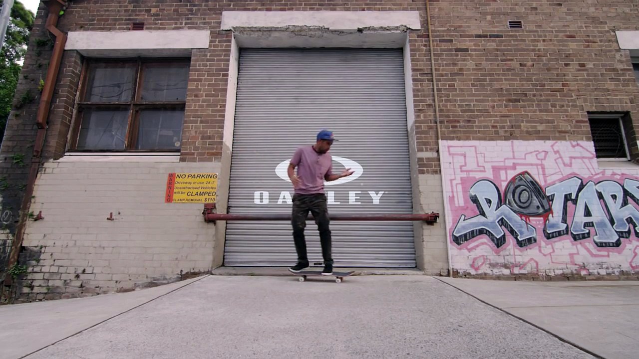 118.Oakley – Live your Obsession