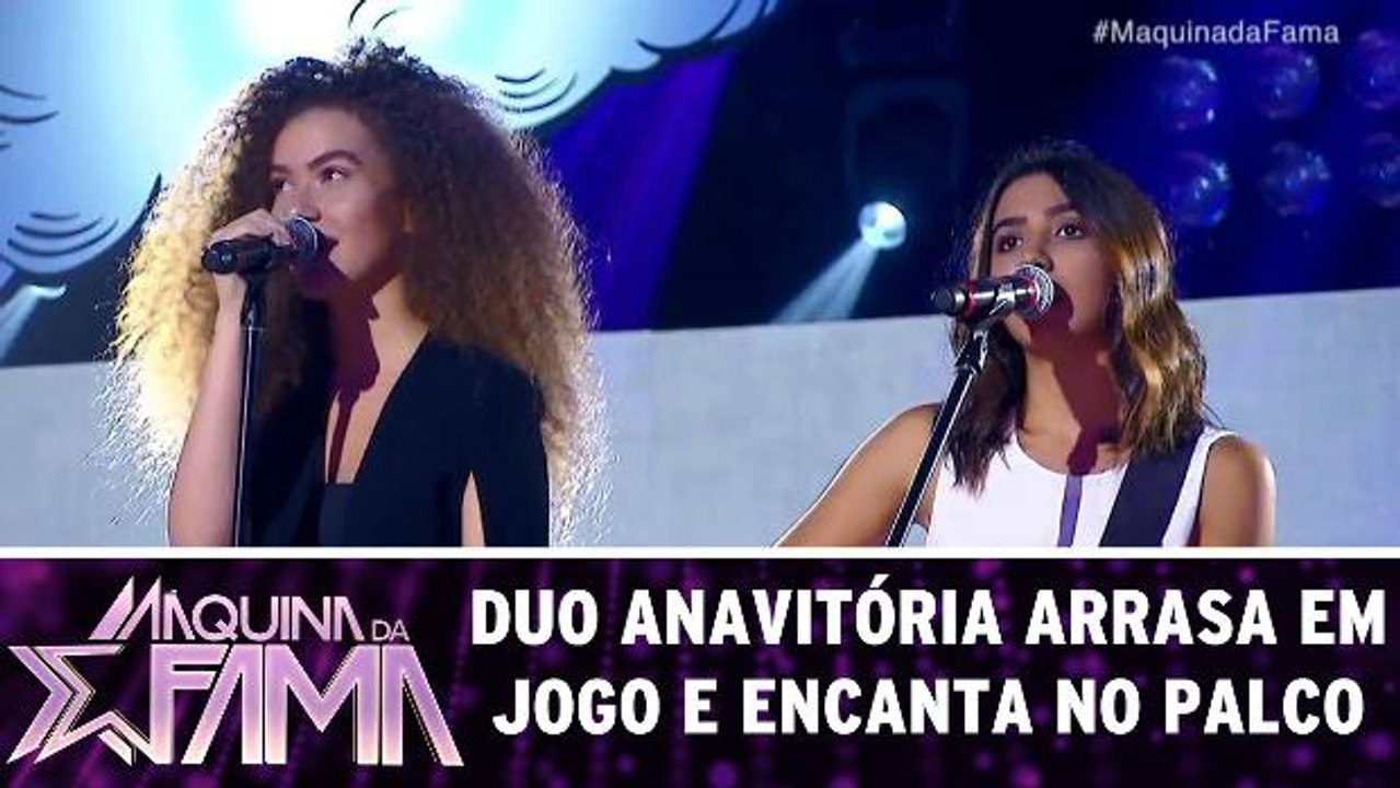 Duo Anavitória arrasa em jogo e encanta no palco