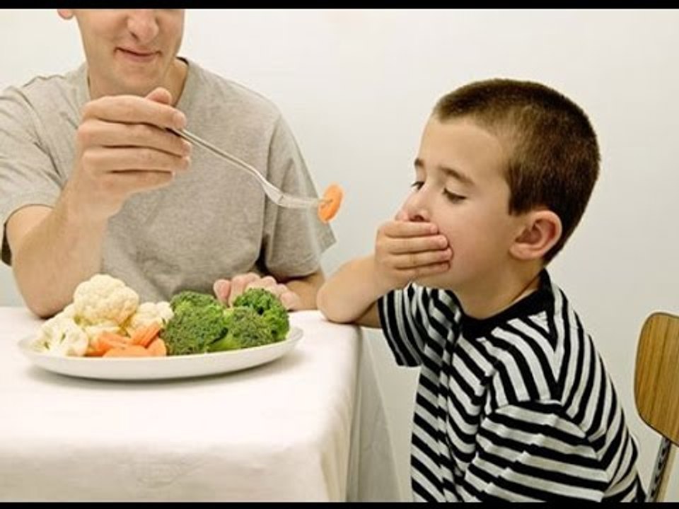 ¿Qué hacer cuando tu hijo no quiere comer?