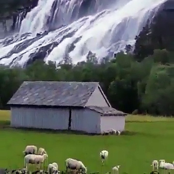 amazing place in the world must see this beautiful place