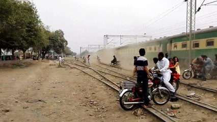 Tezgam Express Train Vs Motor Bike Accident Mobile Footage