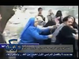 #ممكن | طالبات #الإخوان يعتدون على شخص بزي مدني بجامعة #الأزهر