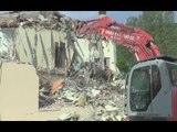 Pievetorina (MC) - Terremoto, demolizione abitazione (06.06.17)