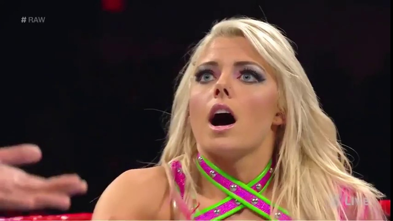 Nia Jax vs Alexa Bliss - Raw 6_5_17