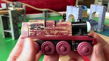 Y para amigos divertido Niños jugar mesa ofertas juguete tren trenes de madera Thomas |