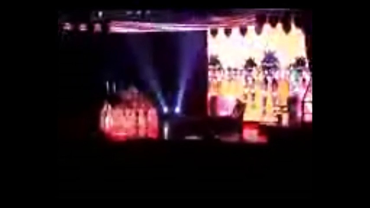 Muse - Supermassive Black Hole, Boblingen Sporthalle, 11/29/2006