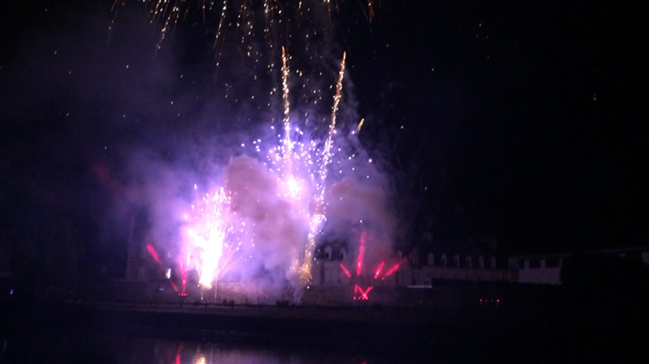 14 juillet: le bal des pompiers met le feu