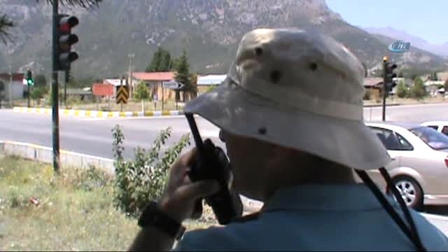 Işık İhlaline Sivil Trafik Polisi ve Kameralı Denetim