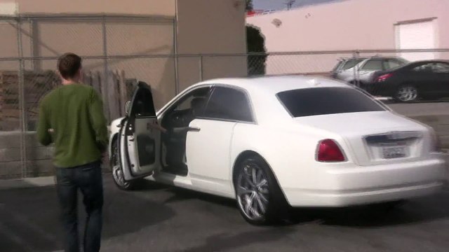 Kim Kardashian Arrives To Hollywood Studio [2011]