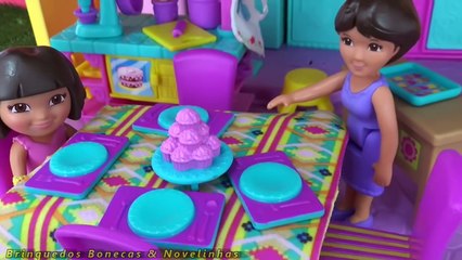 Un et un à un un à et maison maison maison de poupées et et maison moi moi autocollants géants musicaux daventure Dora Dora t