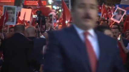 Cumhurbaşkanı Erdoğan 15 Temmuz Şehitler Köprüsü'nde