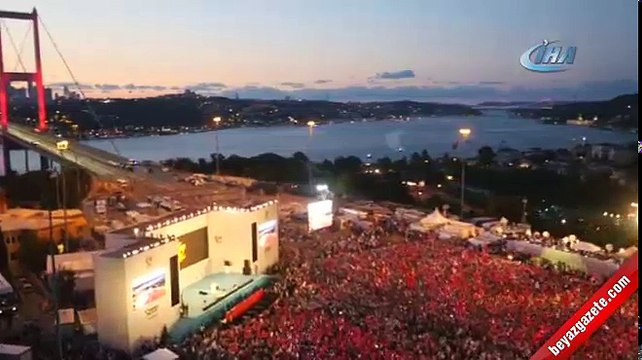 Cumhurbaşkanı Erdoğan 15 Temmuz Şehitler Köprüsü'nde