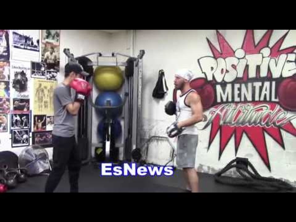 Conor McGregor Inspiring His Fans To Learn Boxing  EsNews Boxing