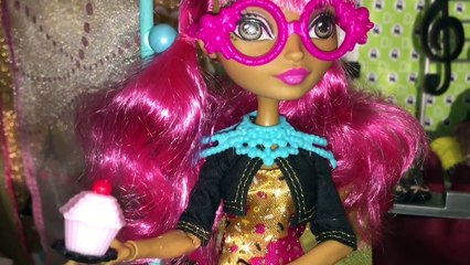A SERIES ABOUT EVER AFTER HIGH DOLLS (MORE THAN JUST A FAIRY TALE, EPISODE 6)