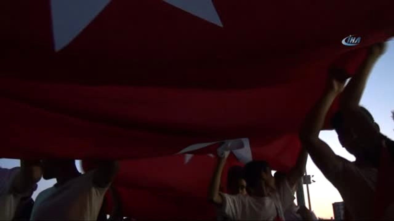 Kahraman Şehit Ömer Halisddemir'in Babası: "Tüm Annelere Teşekkür Ediyorum, Yeni Doğan Çocukların...