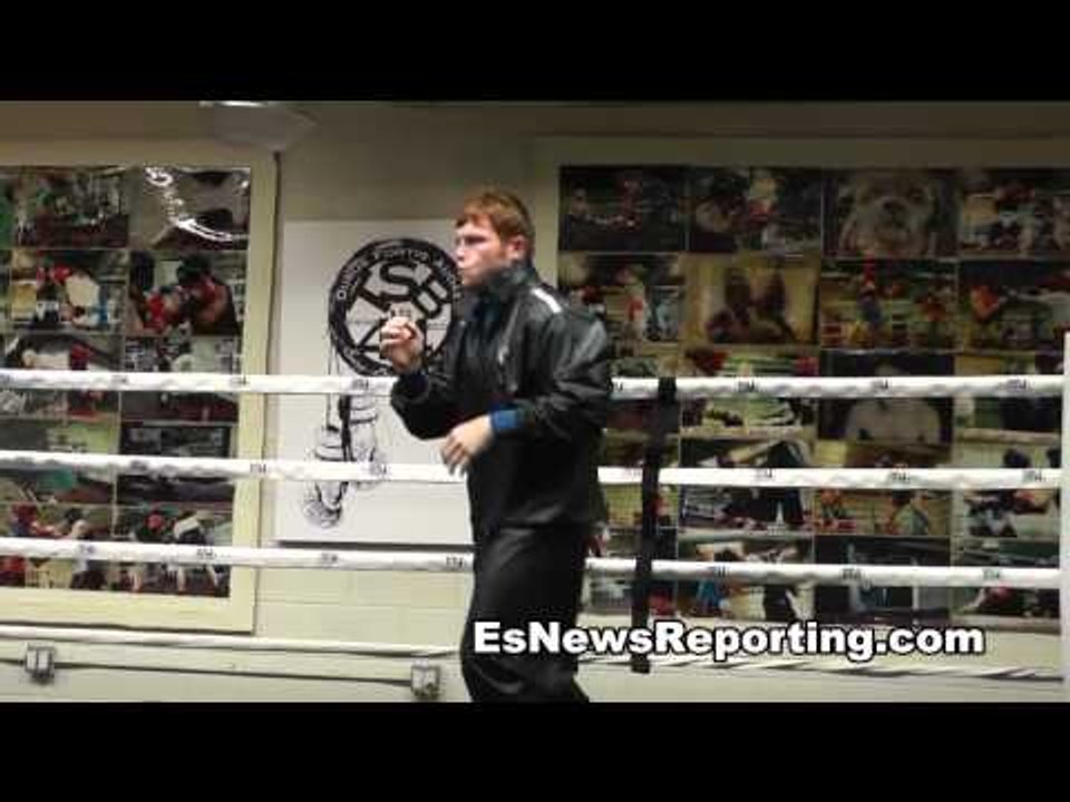 saul CANELO alvarez starting his workout