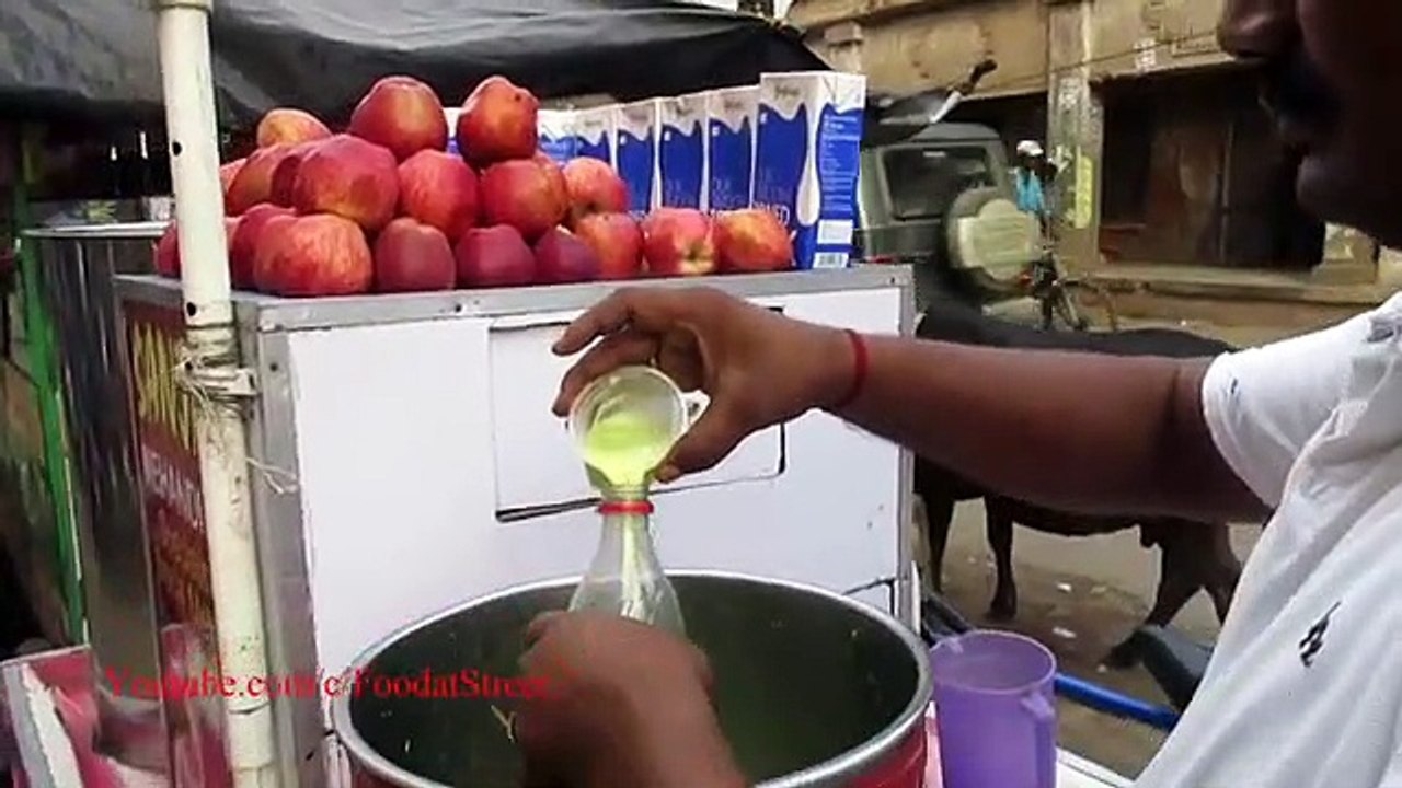 Indian Street Food Ready Apple Milkshake - Street Food India