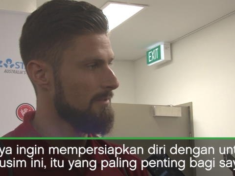 SOSIAL: Sepakbola: Saya Masih Pemain Arsenal... Untuk Saat Ini - Giroud