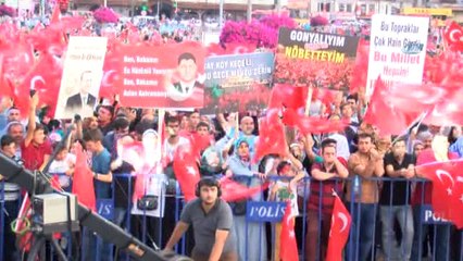 15 Temmuz'un Yıldönümünde Binlerce Kişi Mevlana Meydanı'na Akın Etti