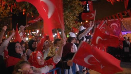 Kağıthaneli Vatandaşların Uykusuz 15 Temmuz Nöbeti