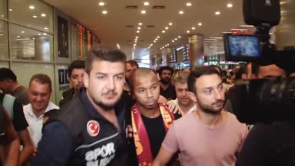 Mariano Ferreira Filho Istanbul'a Geldi