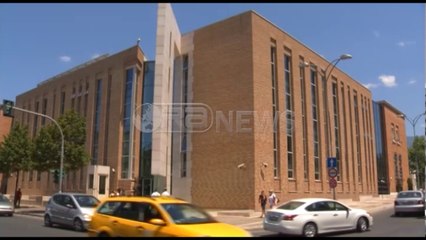 Ora News - BSH: Kreditimi i qëndrueshëm, shqetësim gjetja e burimeve të financimit