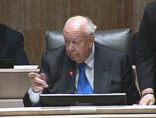 Intervention  Laurent Comas : Ne pas oublier nos anciens