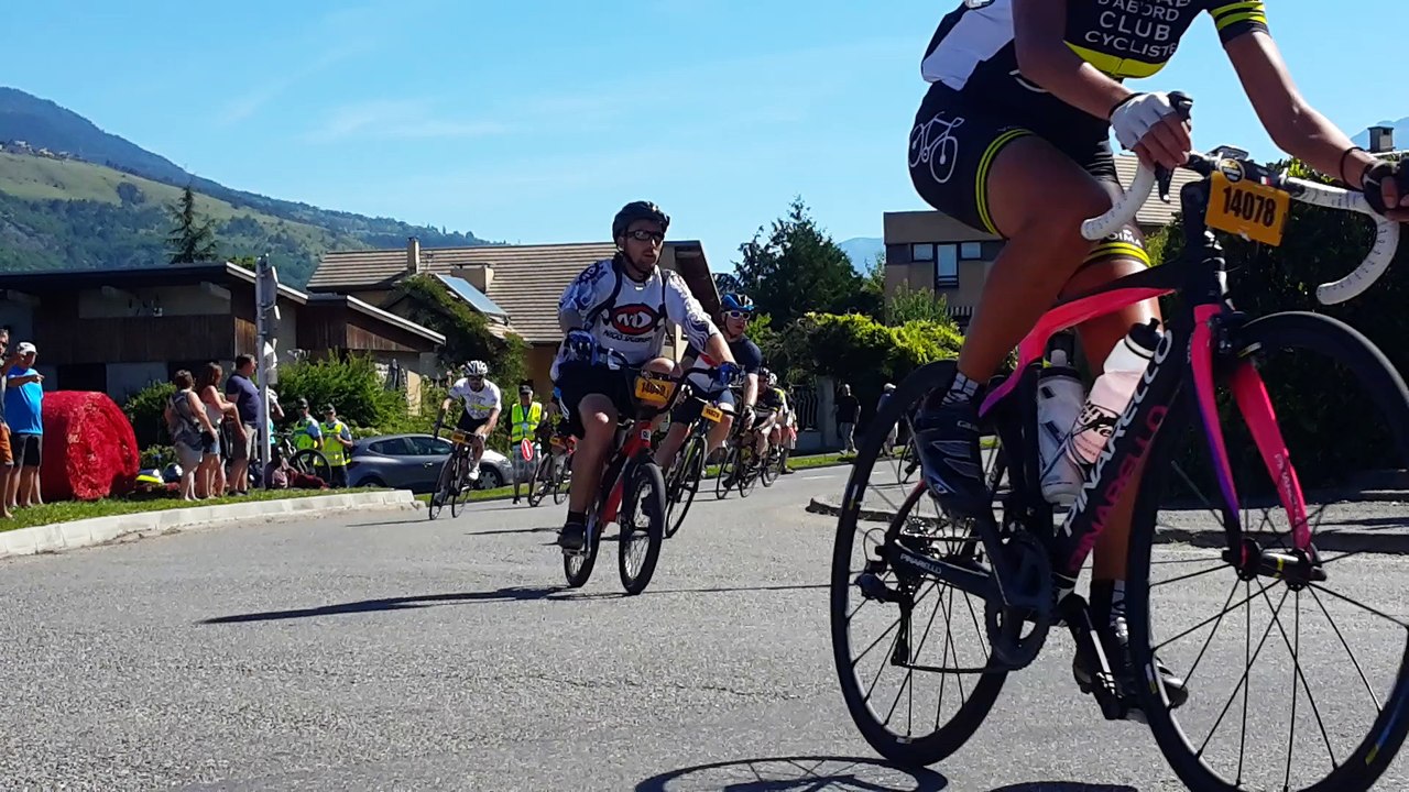 Etape du Tour 2017 : au passage à Savines