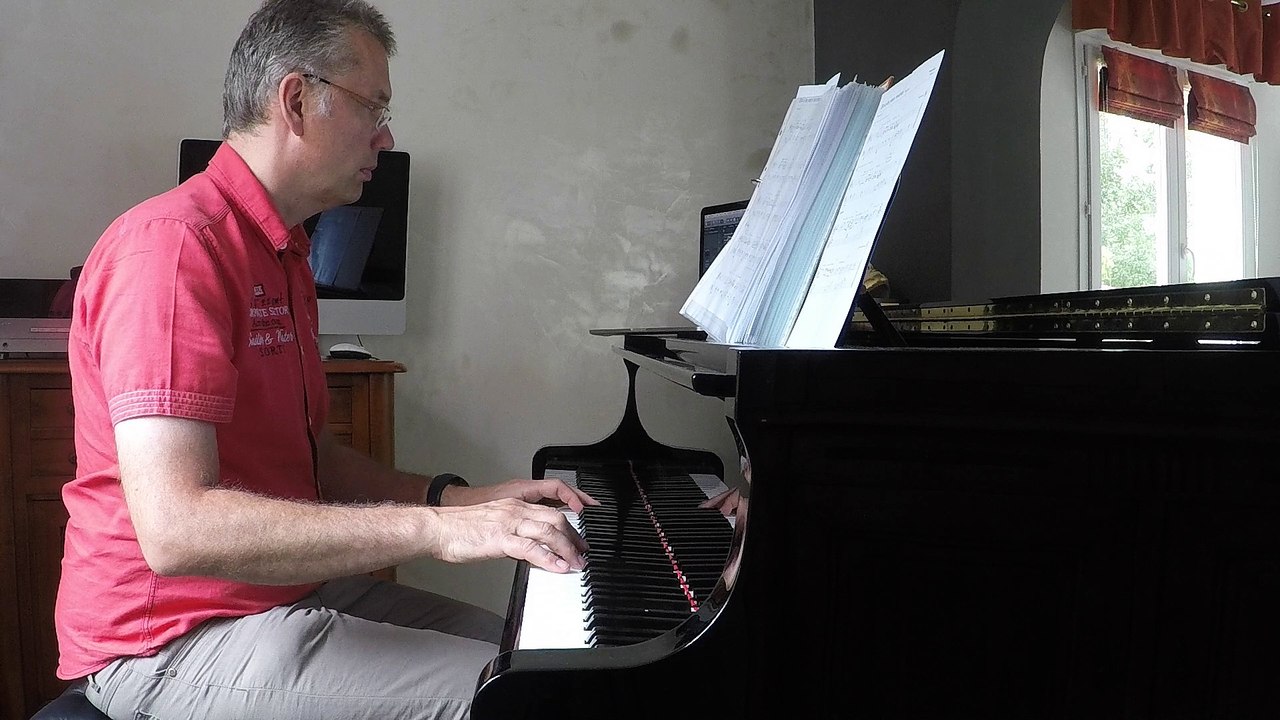 Elle a les yeux revolver Marc lavoine au piano bar