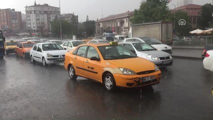 Başkentte Sağanak Etkili Oldu