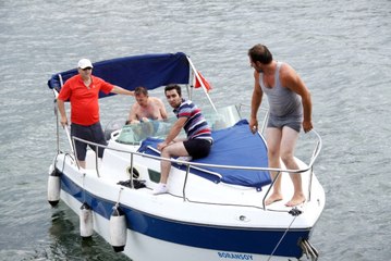 Kocaeli'de Tekne Battı: 1 Kayıp, 2 Kişinin Durumu Kritik