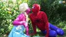 Frozen Elsa & Spiderman Elsa LOSES HER DRESS Princess Anna Maleficent Spidergirl Superheroes Real :)