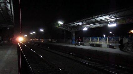 Howrah - Indore Shipra Express with WAP-4 on full notch