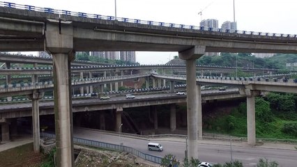 Drivers bewildered by twisting Chinese interchange