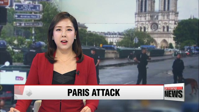 Police shoot attacker outside Notre-Dame cathedral in Paris