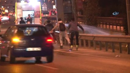 Patenli Gençlerin E-5'te Tehlikeli Yolculuğu