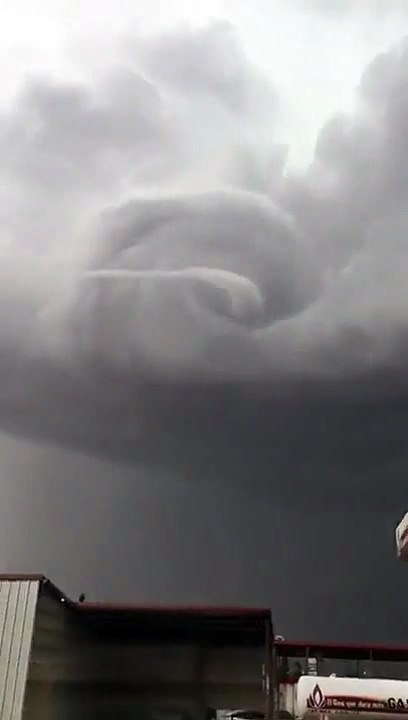 Un phénomène appelé 'la queue du diable' a été aperçu au Mexique