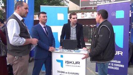 Işkur Iftar Çadırlarında Işsiz Arıyor