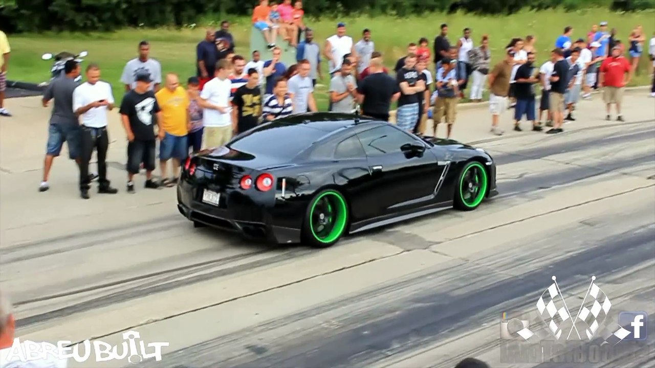 Nissan GTR vs Mitsubishi Evo