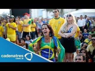 El Fan Fest, en la playa de Copacabana, vibra con el duelo entre Brasil vs México