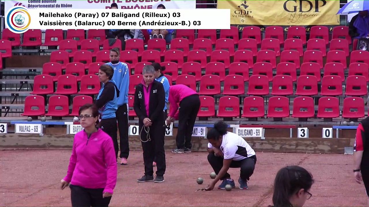 Premières parties de poules F1 du Super 16 féminin, 105ème édition des Tournois Boulistes de Pentecôte, Sport Boules, Lyon 2017
