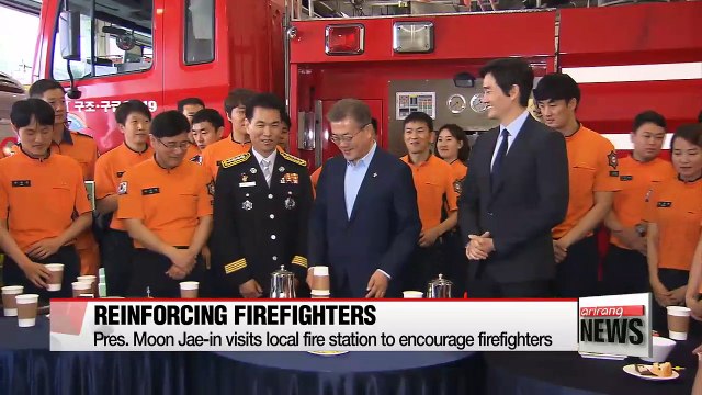President Moon pledges to reinforce firefighters and make fire department an independent agency
