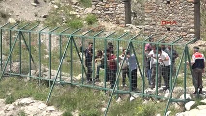 Isparta Havuza Düşen Çocuk Kayboldu, Arkadaşı Kurtarıldı