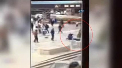 Fransa'daki Çekiçli ve Silahlı Saldırganın Görüntüleri Yayınlandı