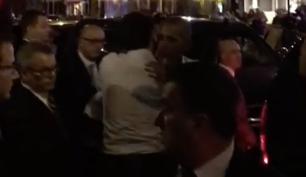 Justin Trudeau and Barack Obama Hug After Dinner at Montreal Restaurant
