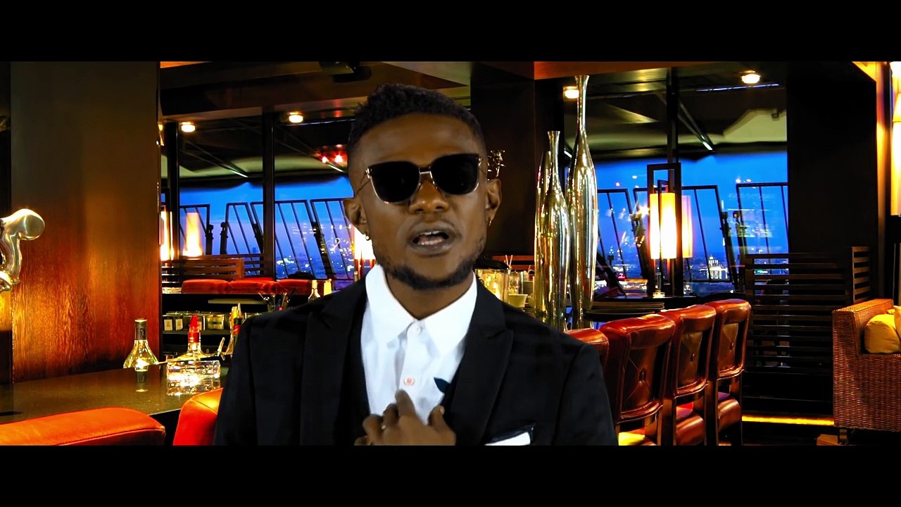 Héritier Watanabe - J'AIME MON MARI (Clip Officiel)