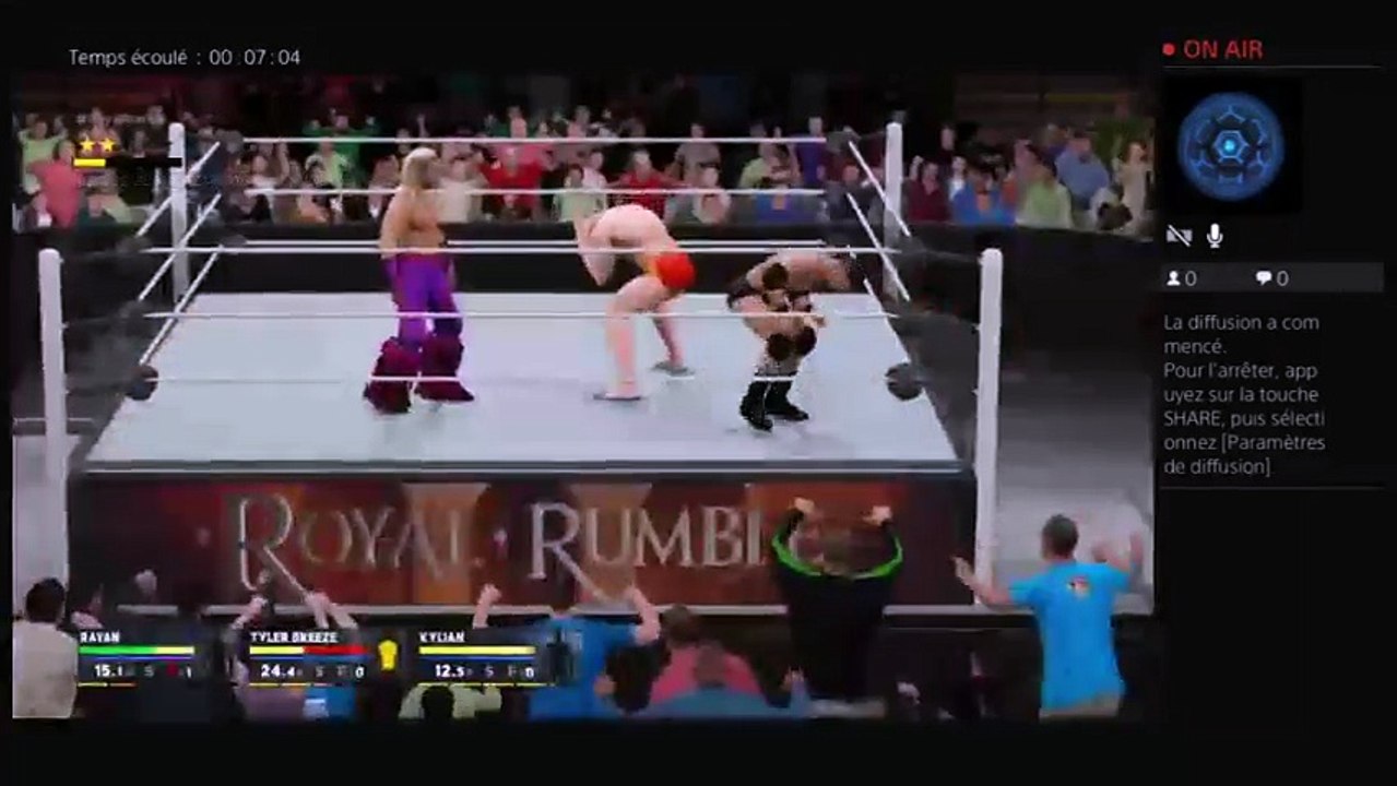 Royal rumble match wwe2k17 (24)