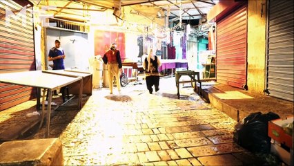 نغاره زنی برای سحر خیزیی مسلمانان توسط یک مسیحی