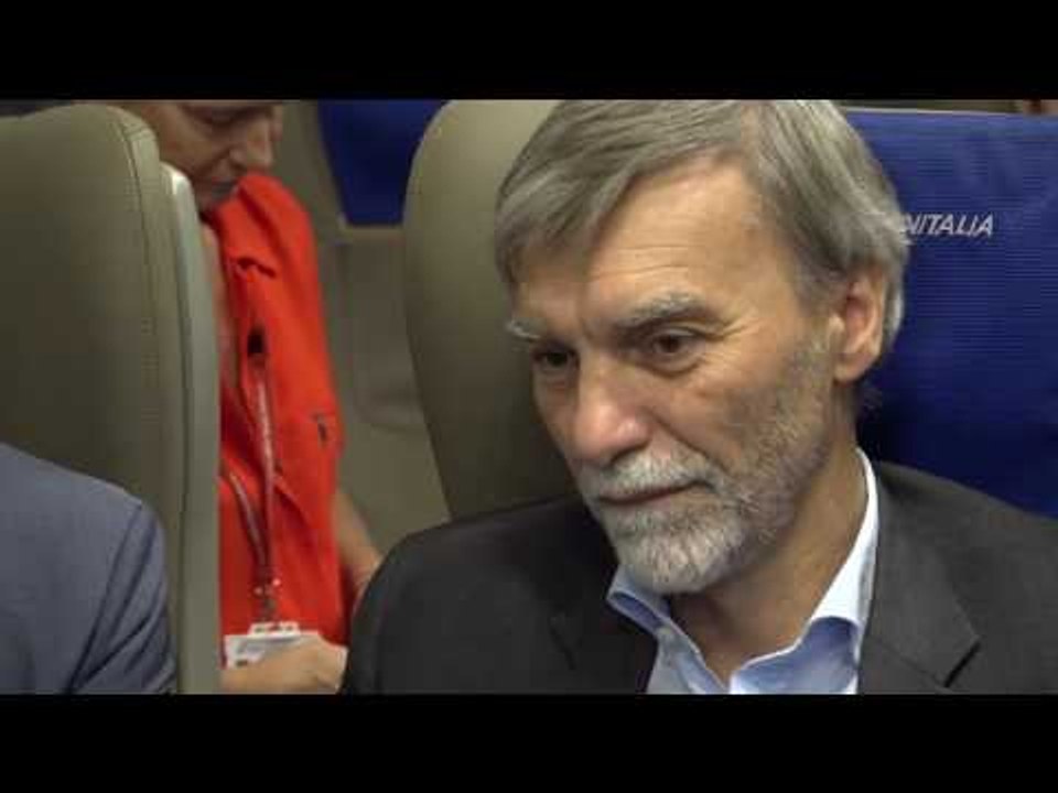 Napoli - Gentiloni all'inaugurazione della stazione di Afragola (06.06.17)